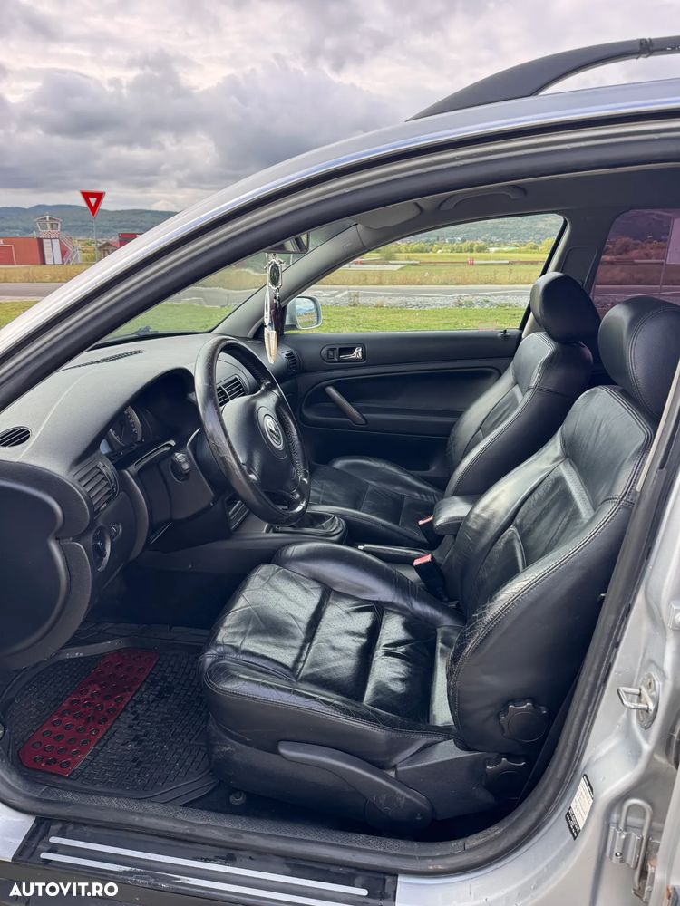 Volkswagen Passat - 20