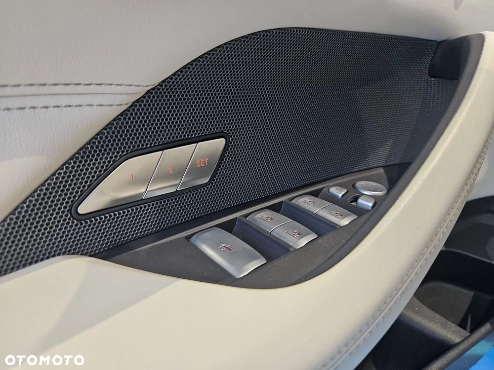 BMW Seria 4 M440i xDrive Cabrio - 33
