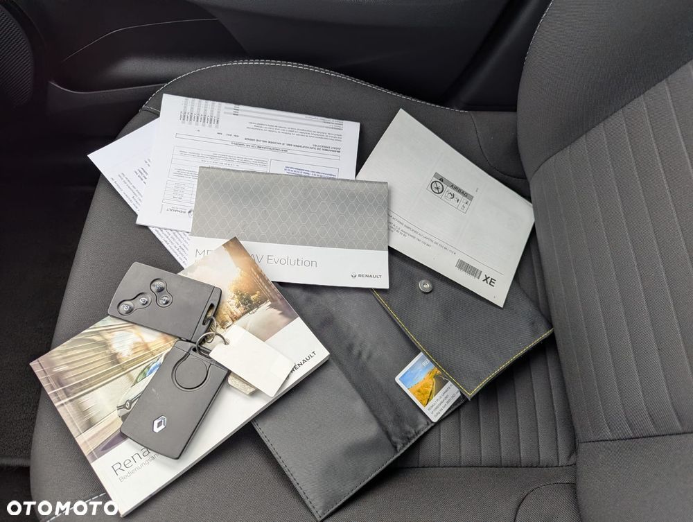 Renault Clio ENERGY TCe 90 Start & Stop LIMITED - 27