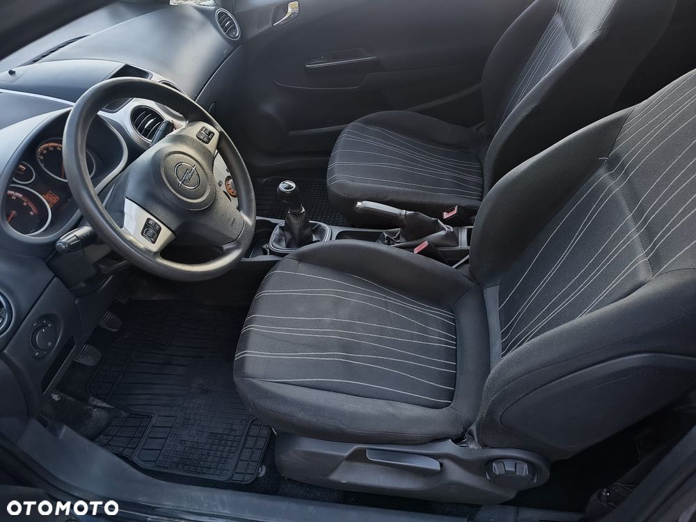 Opel Corsa 1.2 16V Enjoy - 13