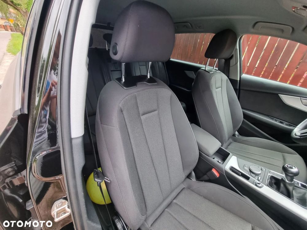 Audi A4 Avant 2.0 TDI - 9