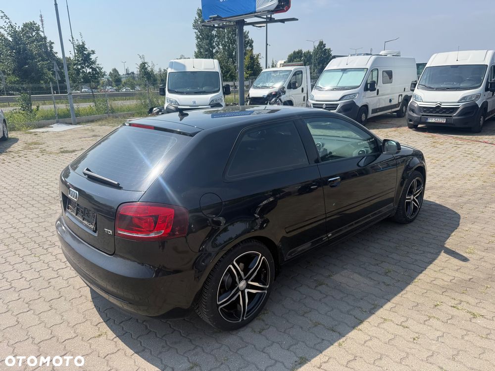 Audi A3 3-drzwiowe 2.0 TDI Ambiente - 7