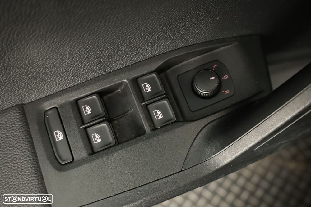 SEAT Ibiza 1.0 Reference - 18