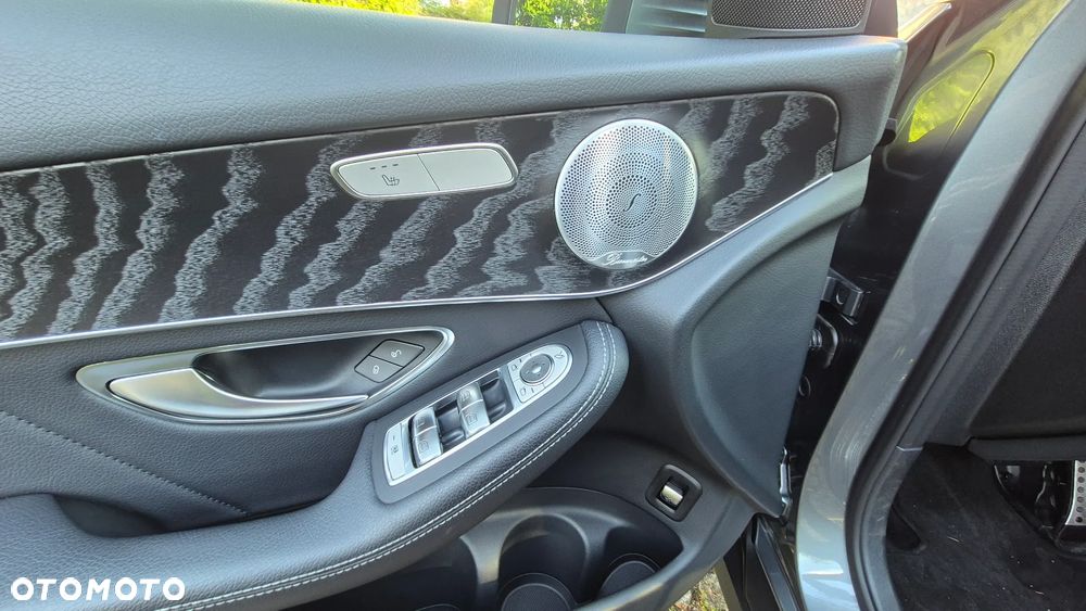 Mercedes-Benz GLC - 16