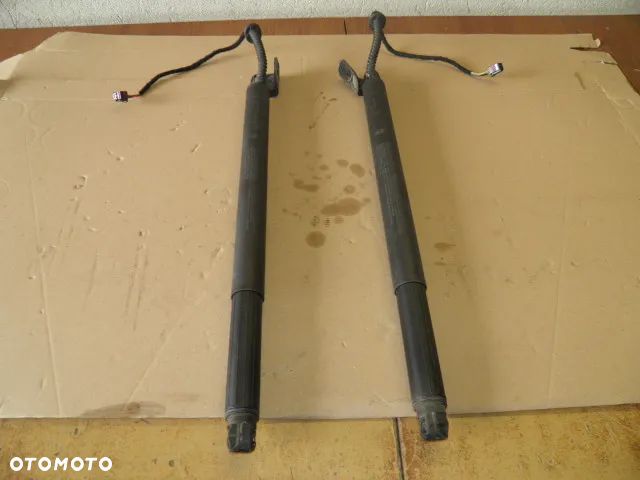 SIŁOWNIKI KLAPY KIA SPORTAGE 2018r ELEKTRYCZNE 81770-D9100 - 1