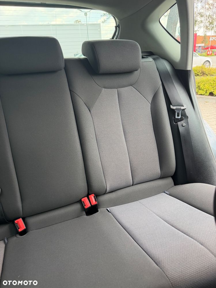 Seat Leon 1.6 TDI Ecomotive Reference - 21