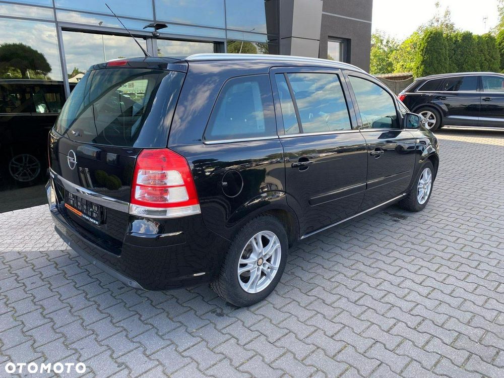 Opel Zafira - 4