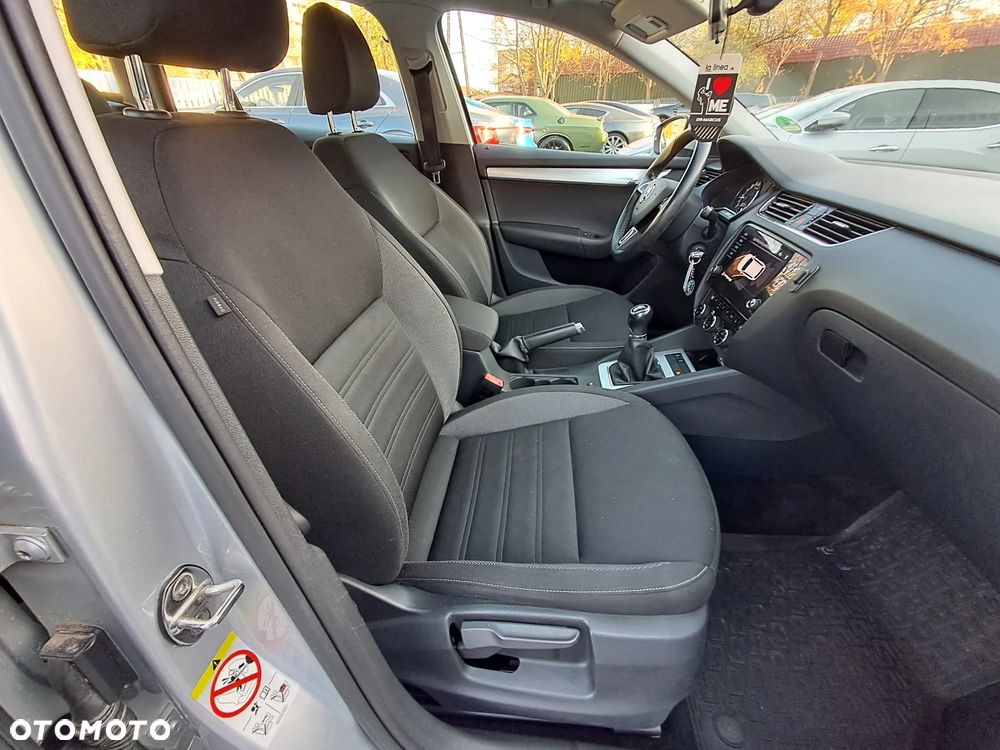 Skoda Octavia 1.6 TDI SCR Ambition - 11