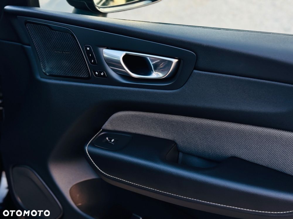 Volvo XC 60 B4 D AWD Geartronic RDesign - 15
