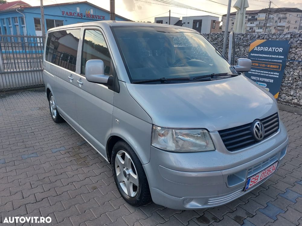 Volkswagen Caravelle - 2