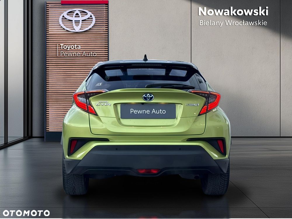 Toyota C-HR 1.8 Hybrid Neon Lime powered by JBL - 5