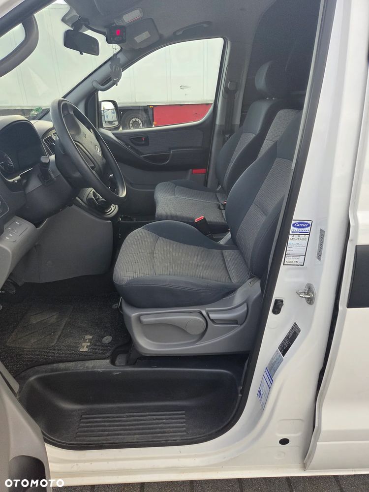 Hyundai H-1 Starex - 28