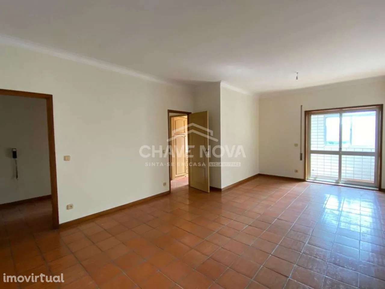 LA- Apartamento T3 para VENDA - Maia, próximo à rotunda do Lavrador - Grande imagem: 2/16
