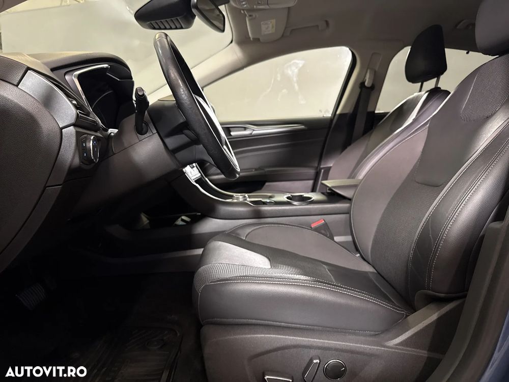 Ford Mondeo - 23