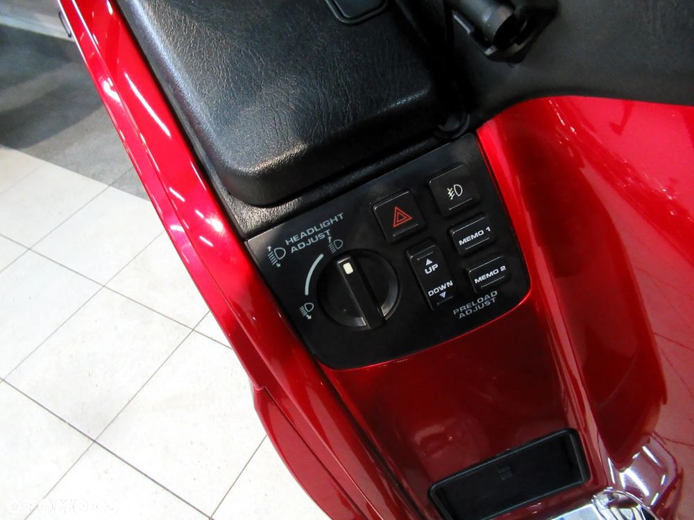 Honda GL - 10