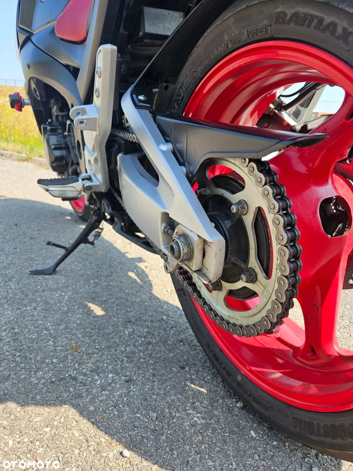 Suzuki GSR - 3