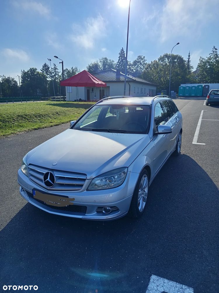 Mercedes-Benz Klasa C 200 CDI DPF (BlueEFFICIENCY) Avantgarde - 3