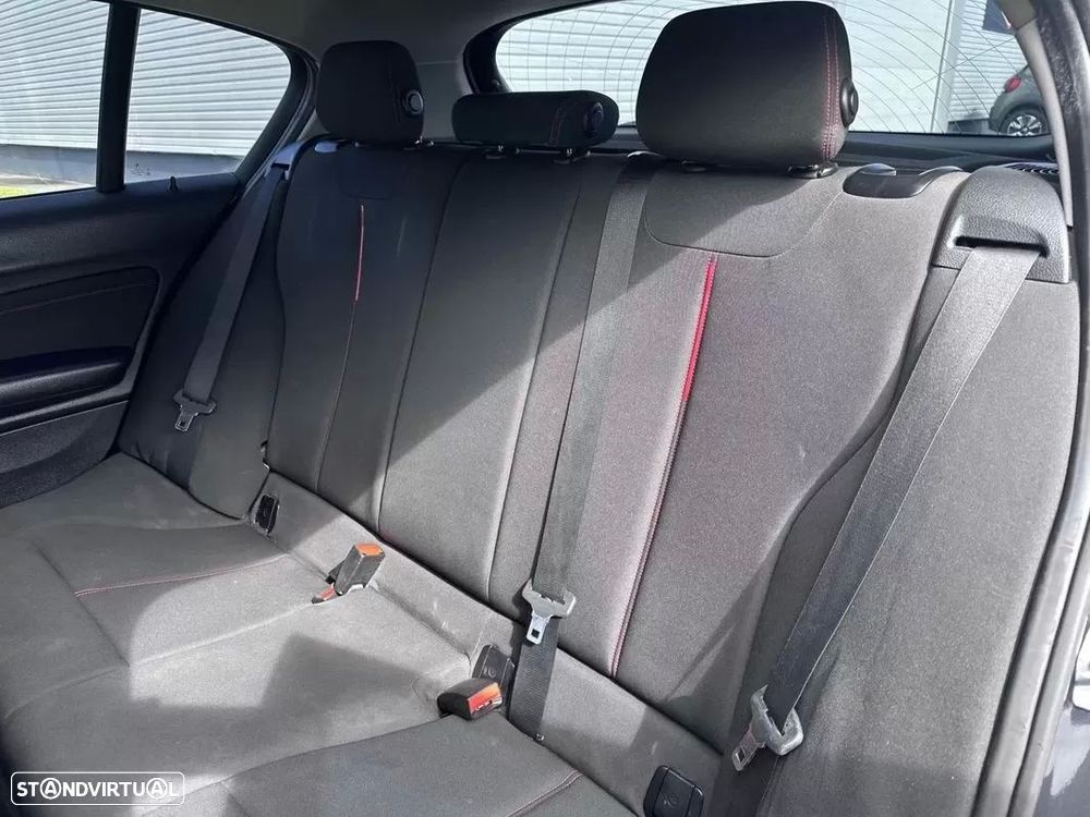BMW 116 d EDynamics Line Sport - 30