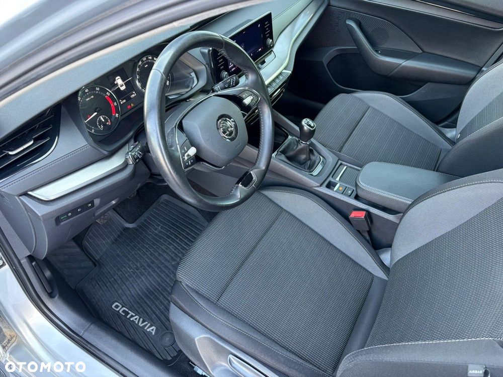 Skoda Octavia 1.5 TSI ACT Ambition - 10