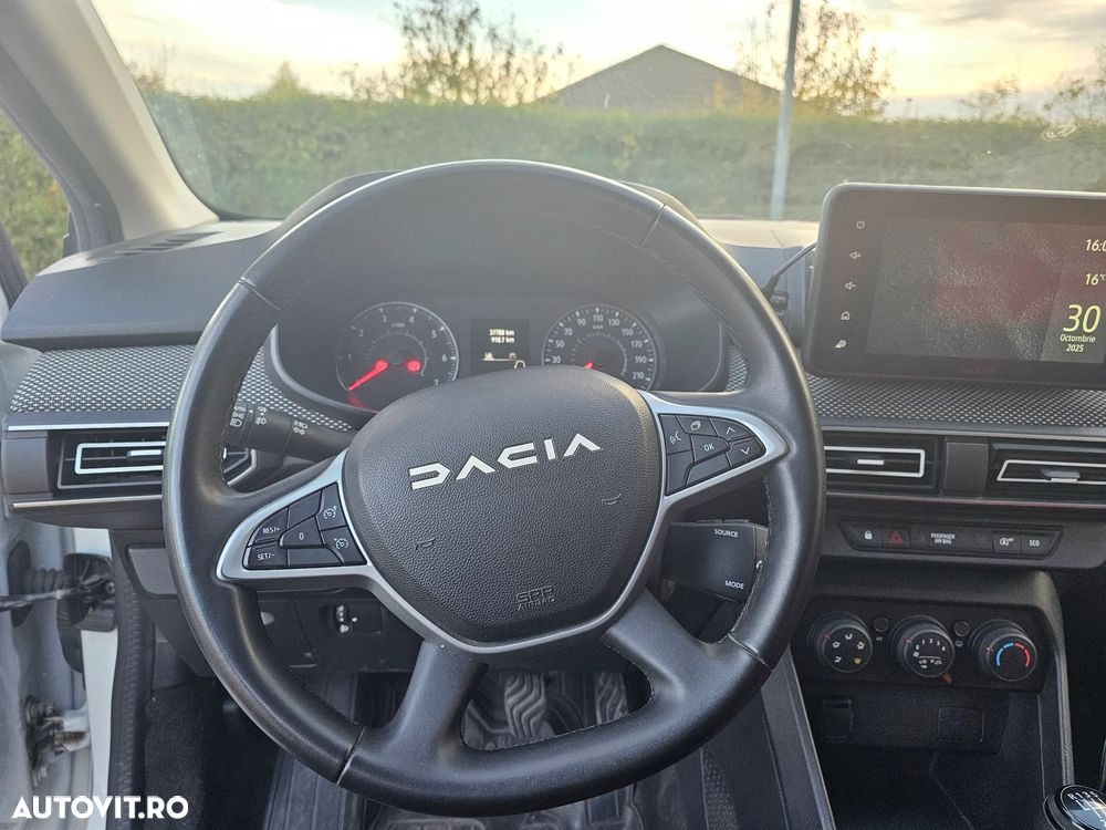 Dacia Logan ECO-G 100 MT6 Expression - 9