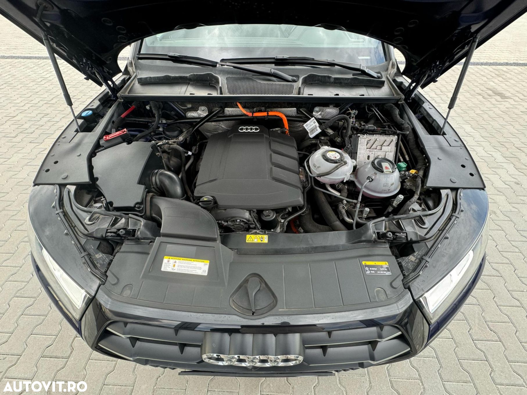 Audi Q5 55 TFSIe quattro S tronic S line - 39