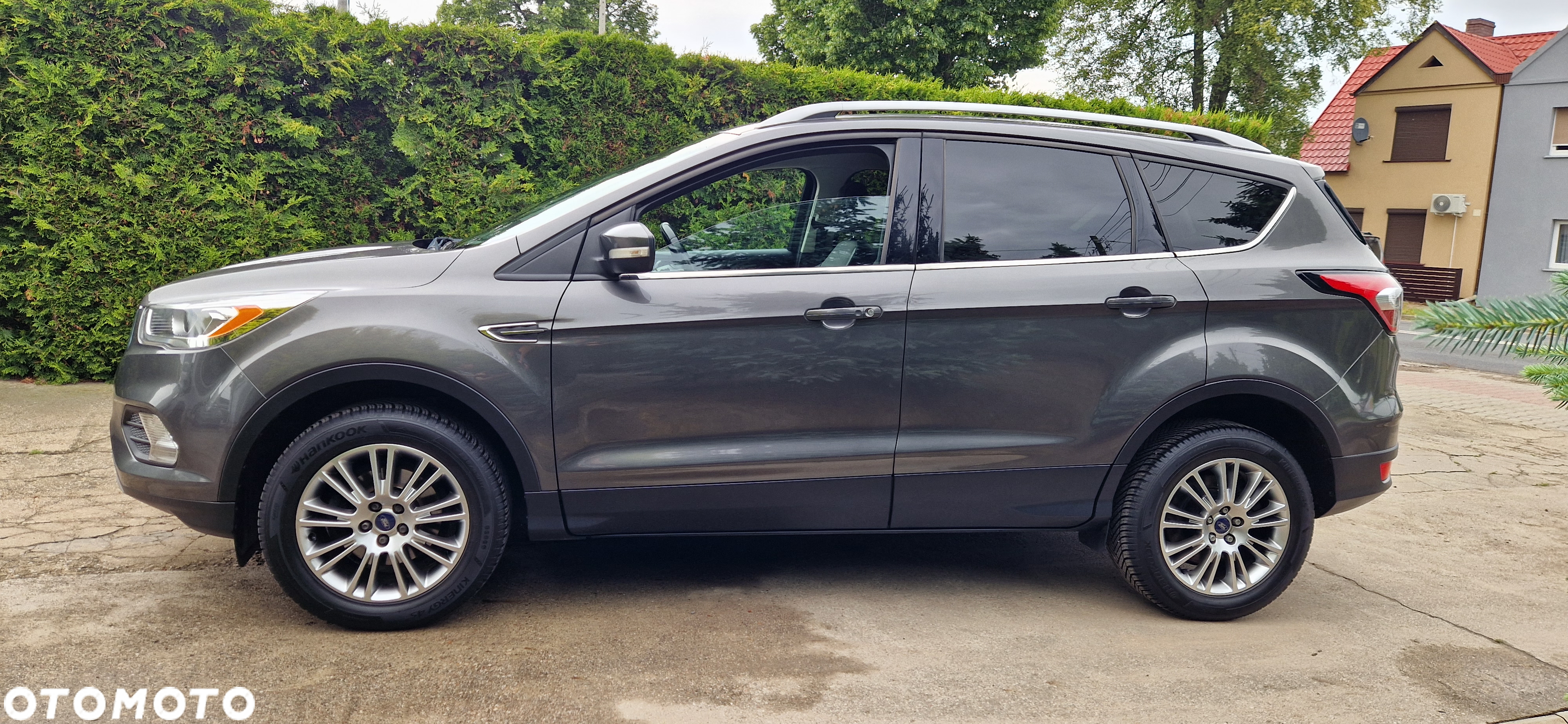 Ford Kuga 1.5 EcoBoost 2x4 Titanium - 5
