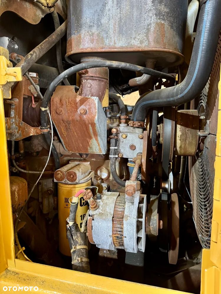 Caterpillar 973D - 8