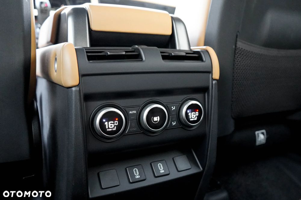 Land Rover Defender 3.0 D350 mHEV X-Dynamic HSE - 21
