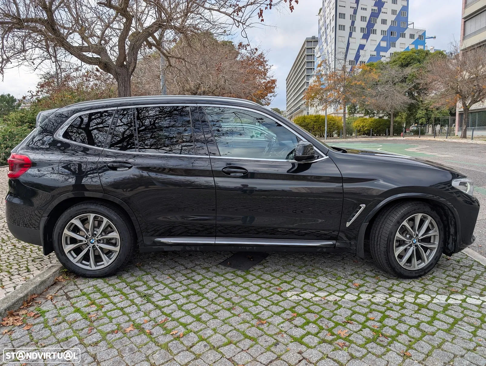 BMW X3 30 i xDrive Line Luxury - 2