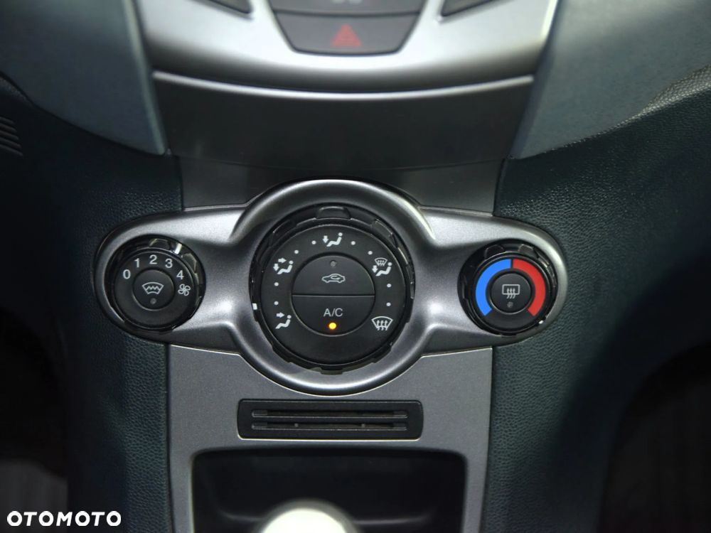 Ford Fiesta 1.25 SYNC Edition - 20