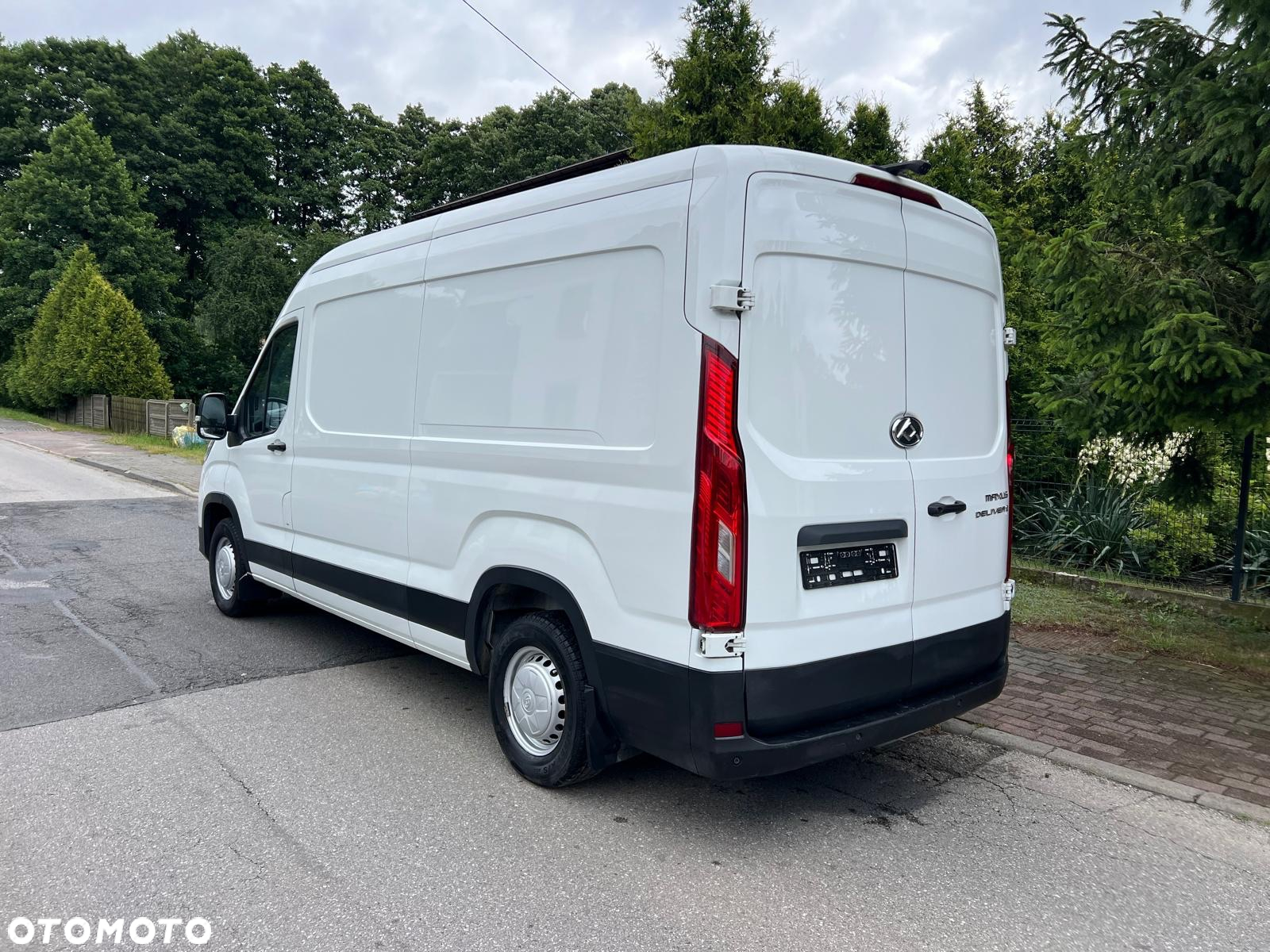 Maxus DELIVER 9 - 5
