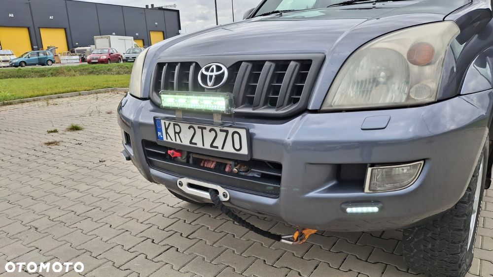 Toyota Land Cruiser - 7