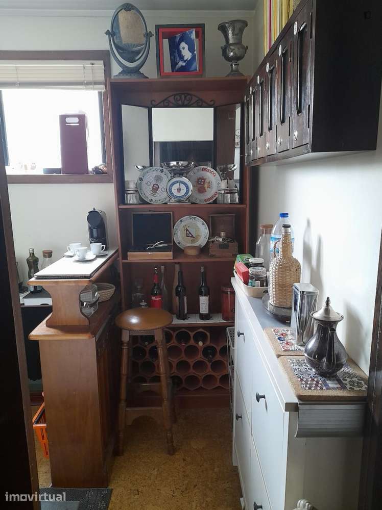 Apartamento com 1 quartos - localizado em Santo Ildefonso Porto - Grande imagem: 4/22