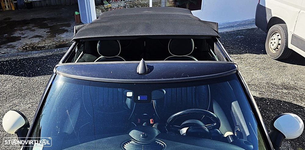 MINI Cabrio Cooper S - 22