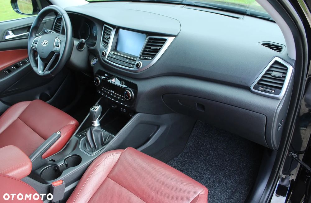 Hyundai Tucson 1.6 Turbo 4WD Premium - 27