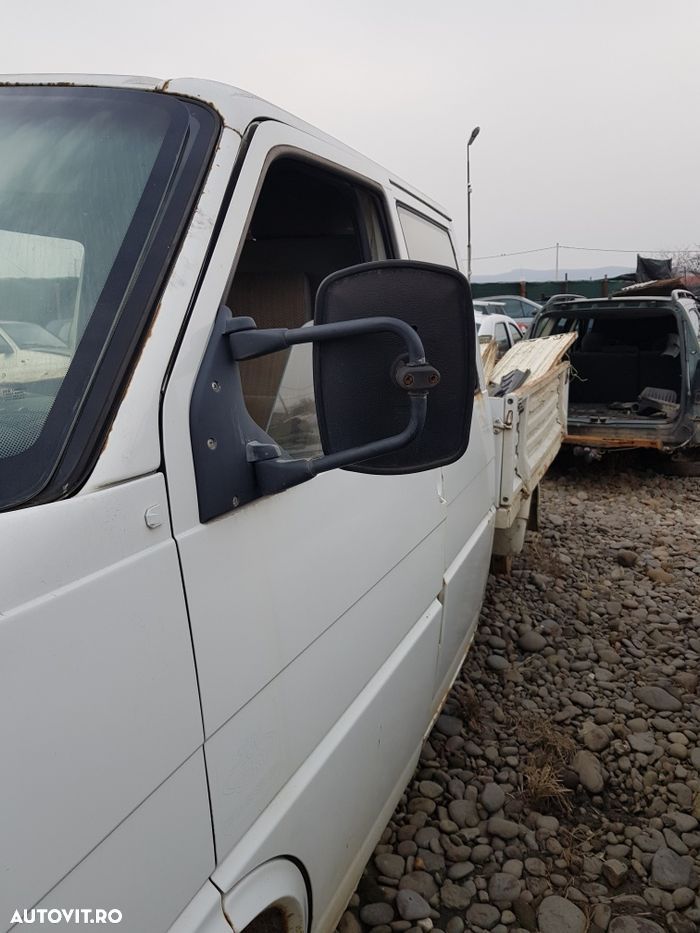 Dezmembram Volkswagen Transporter T4 motor 2.5 TDI ACV 102 CP - 4