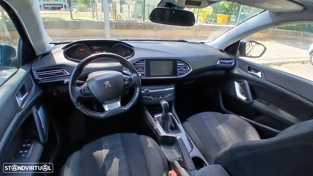 Peugeot 308 SW PureTech 110 Stop & Start Allure - 9