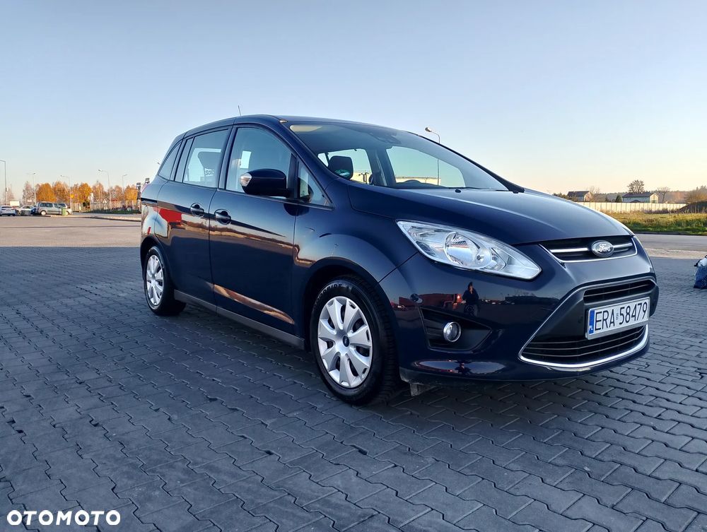 Ford Grand C-MAX - 3
