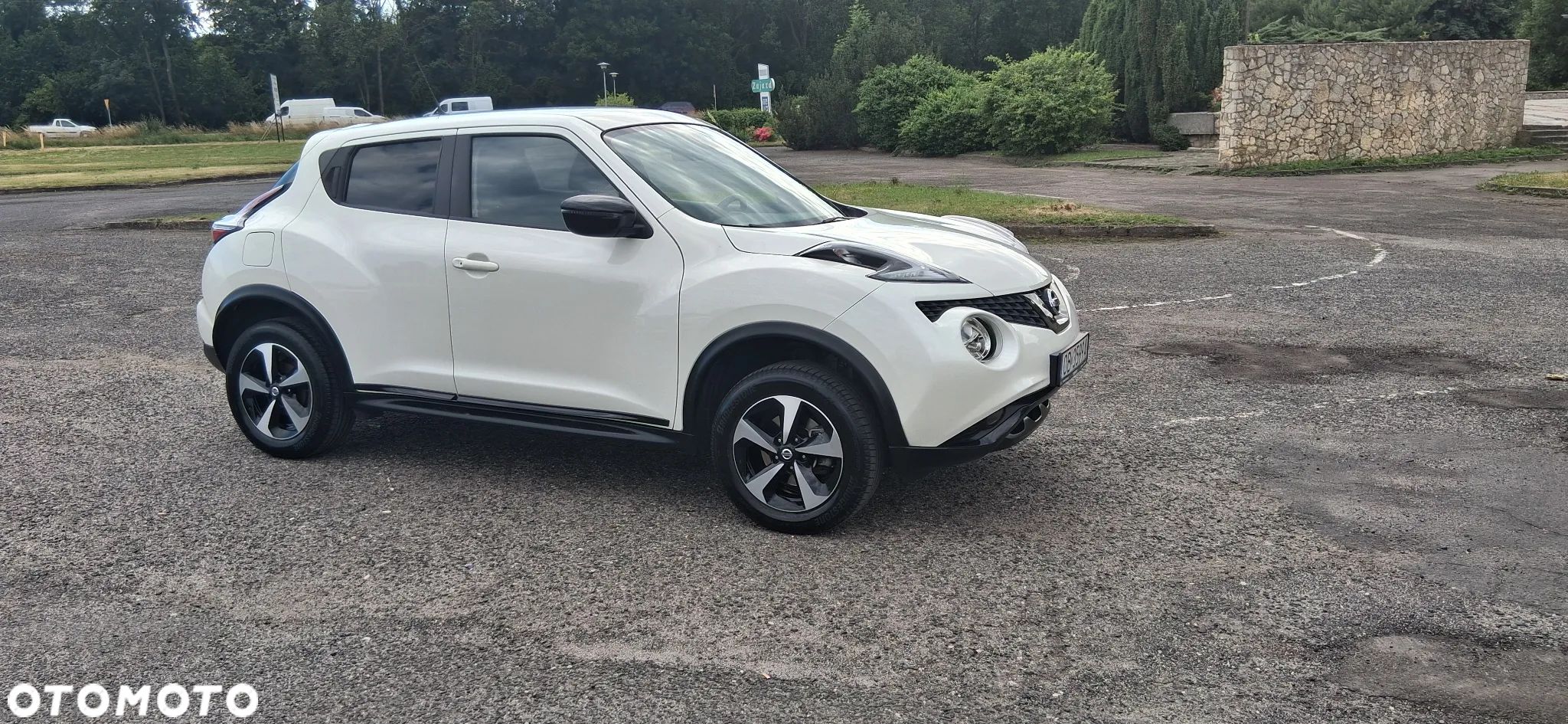 Nissan Juke 1.6 N-Connecta - 1