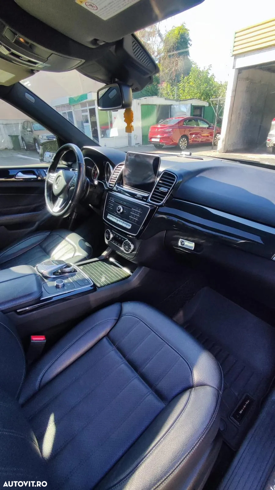 Mercedes-Benz GLE 400 4MATIC - 2