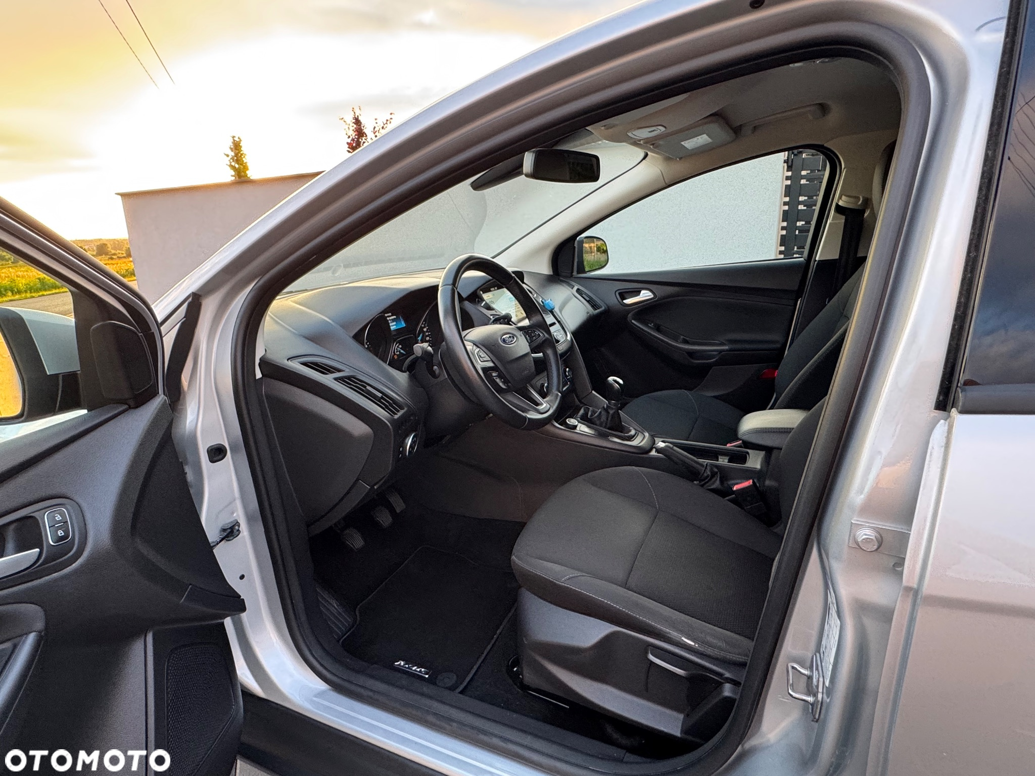 Ford Focus 1.5 EcoBoost Active - 8