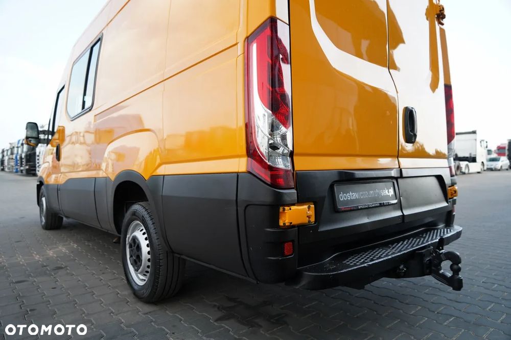 Iveco DAILY 35-130 / BRYGADÓWKA / 7 MIEJSC / BLASZAK / FURGON / SPROWADZONY - 11