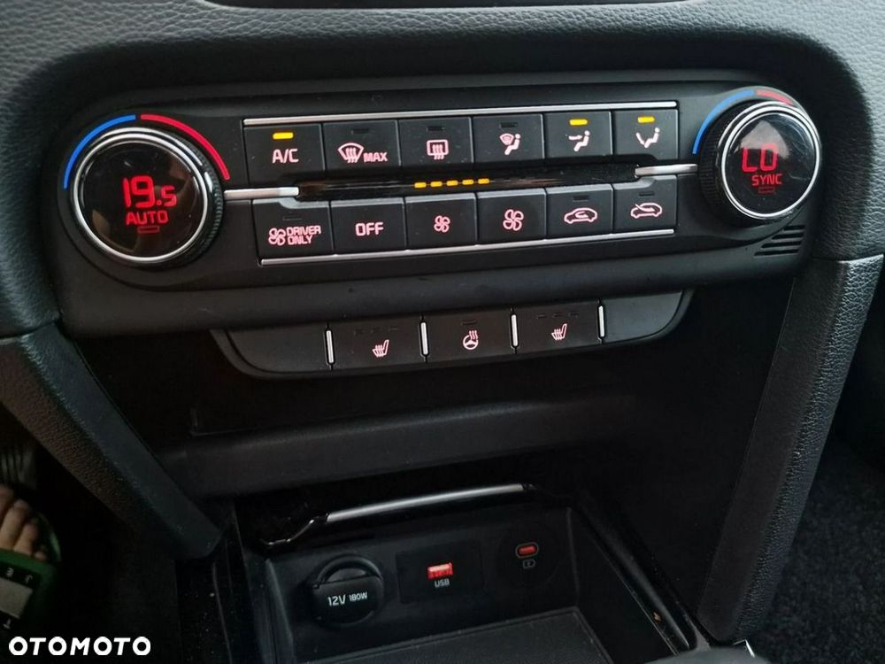 Kia Ceed 1.6 GDI PHEV XL DCT - 27