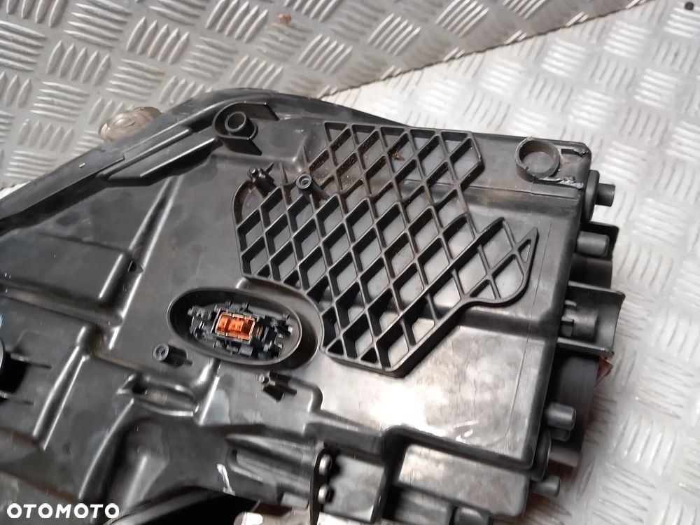 VW GOLF VI LAMPA REFLEKTOR LEWA PRZEDNIA LEWY PRZÓD XENON LED USZKODZONA - 14