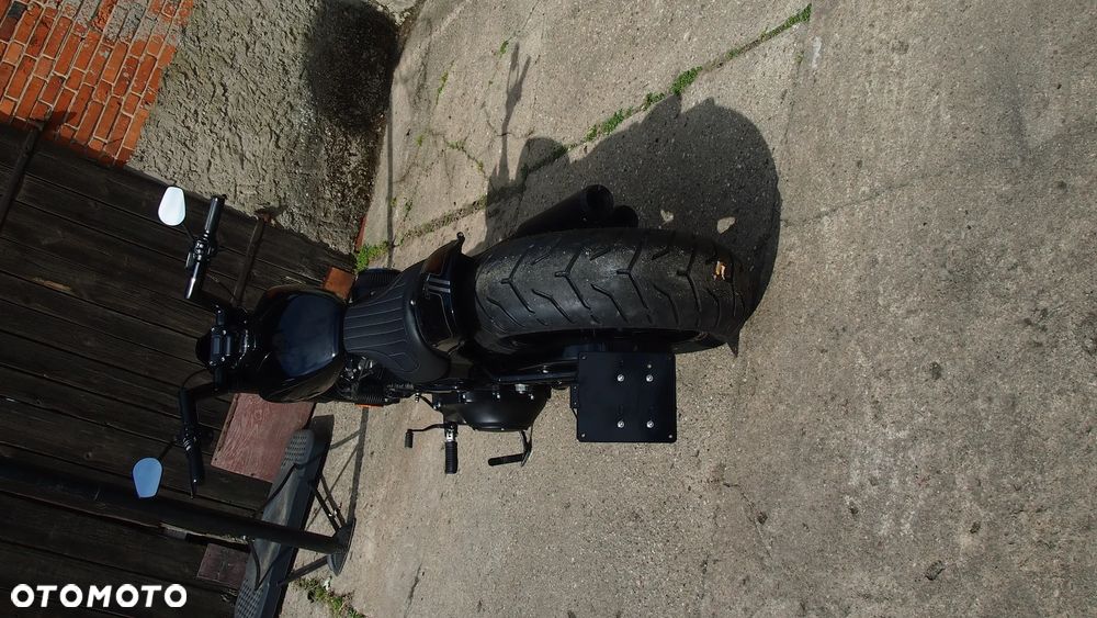 Harley-Davidson Softail Standard - 19