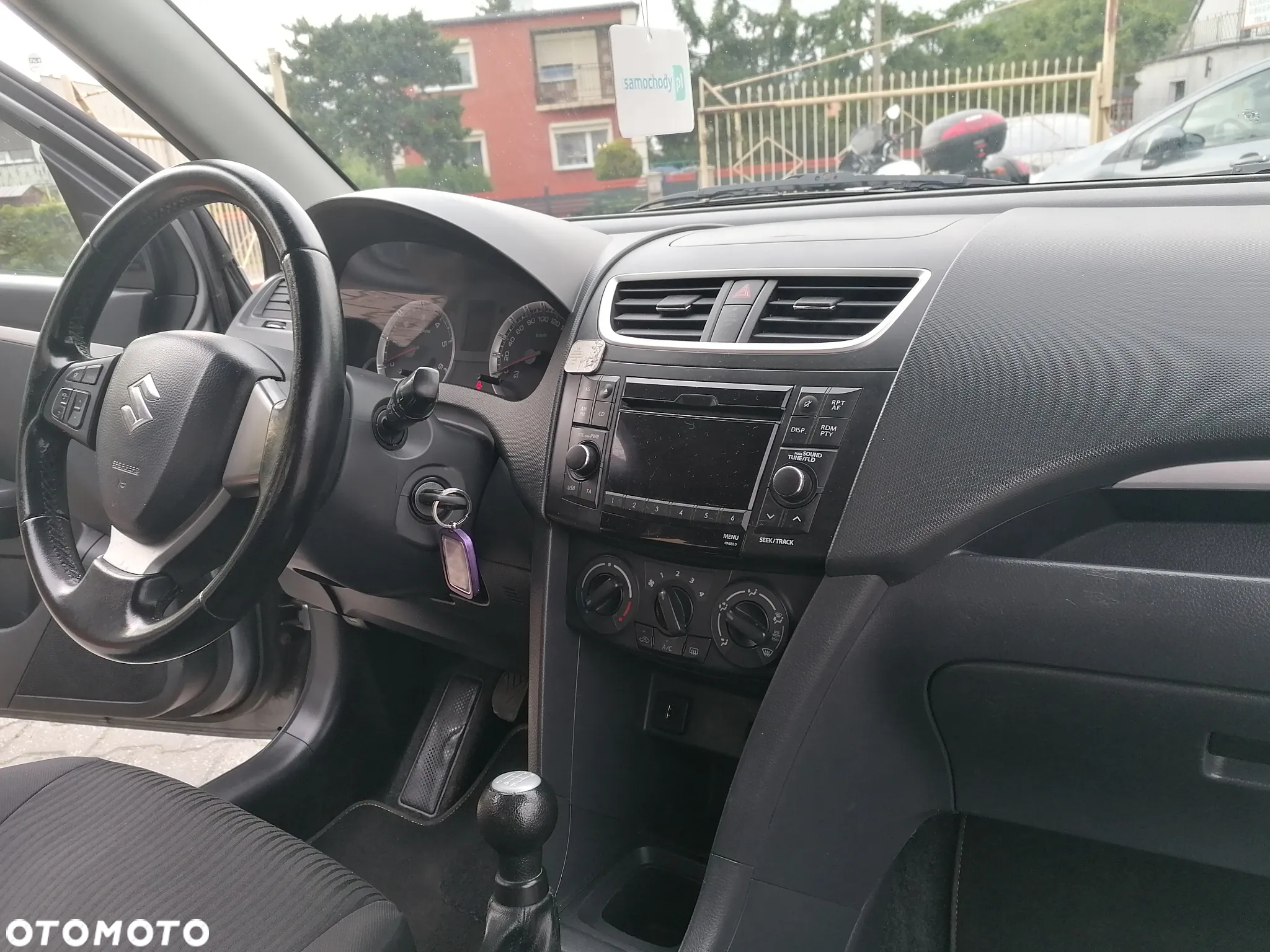 Suzuki Swift - 15