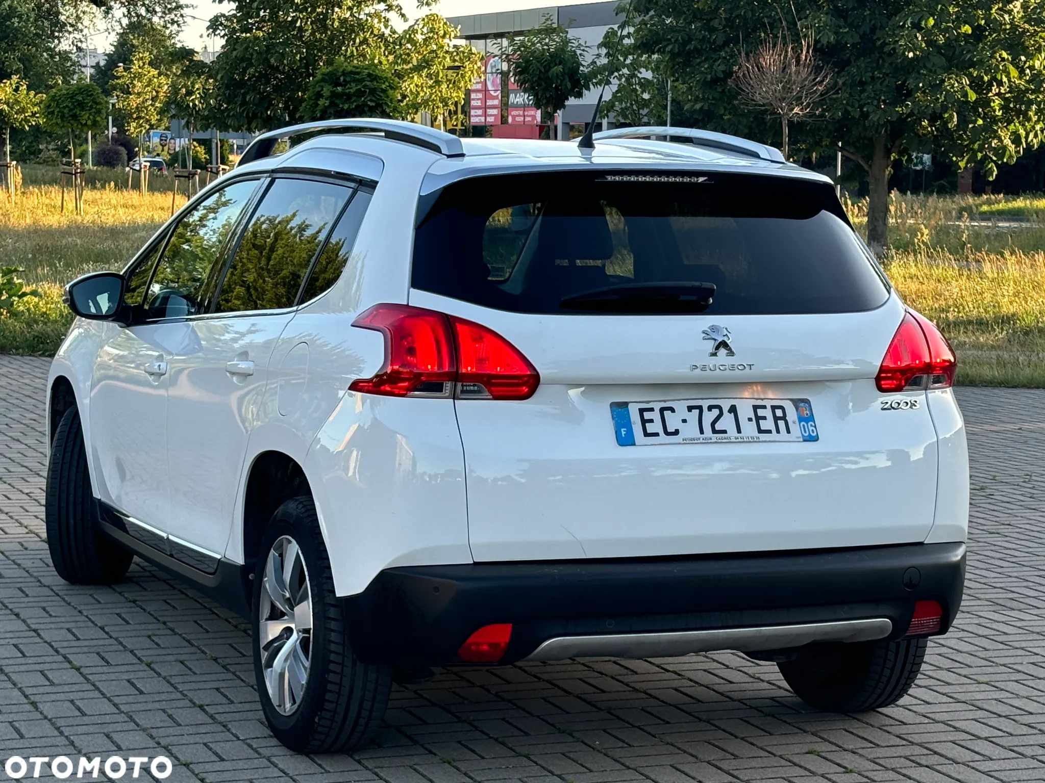 Peugeot 2008 1.2 Pure Tech Crossway S&S EAT6 - 6