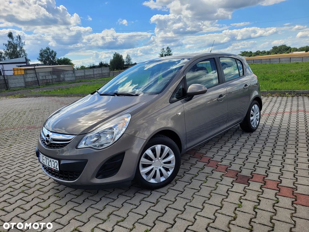 Opel Corsa 1.2 16V Cosmo - 5