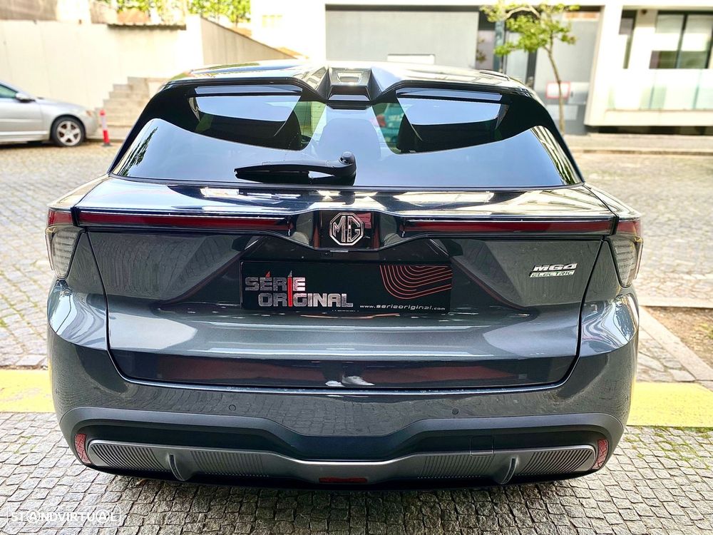 MG MG4 64 kWh Luxury - 7