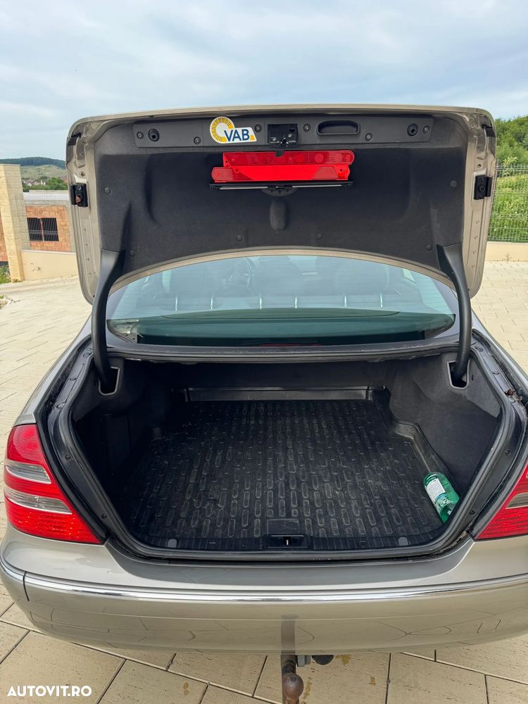 Mercedes-Benz E 200 CDI Automatik Elegance - 11